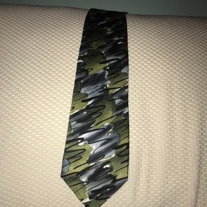 NWT silk tie